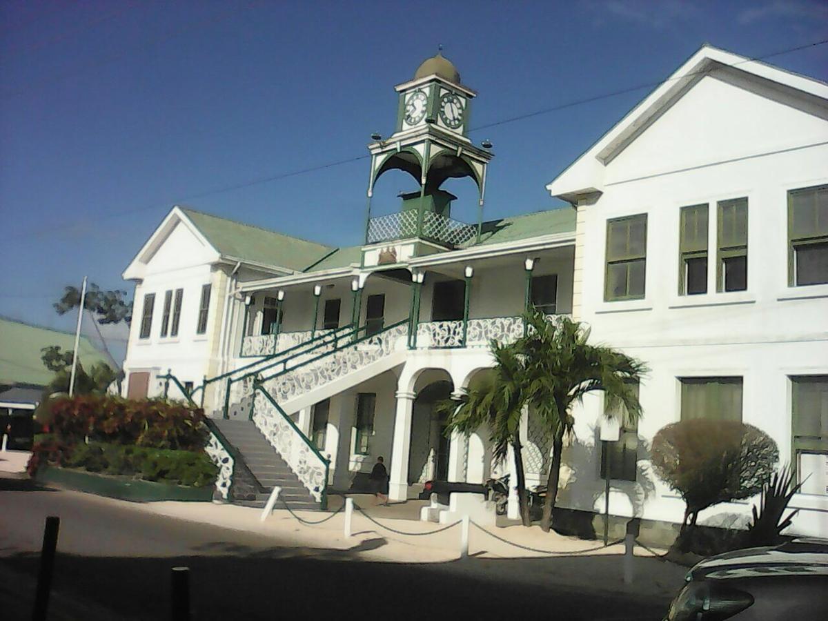 Bella Sombra Guest House Downtown ベリーズシティ エクステリア 写真